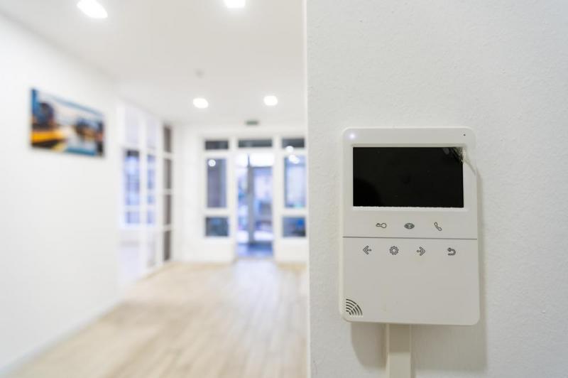 Alarme et vid&eacute;ophonie, deux solutions pour s&eacute;curiser une maison &agrave; Dole